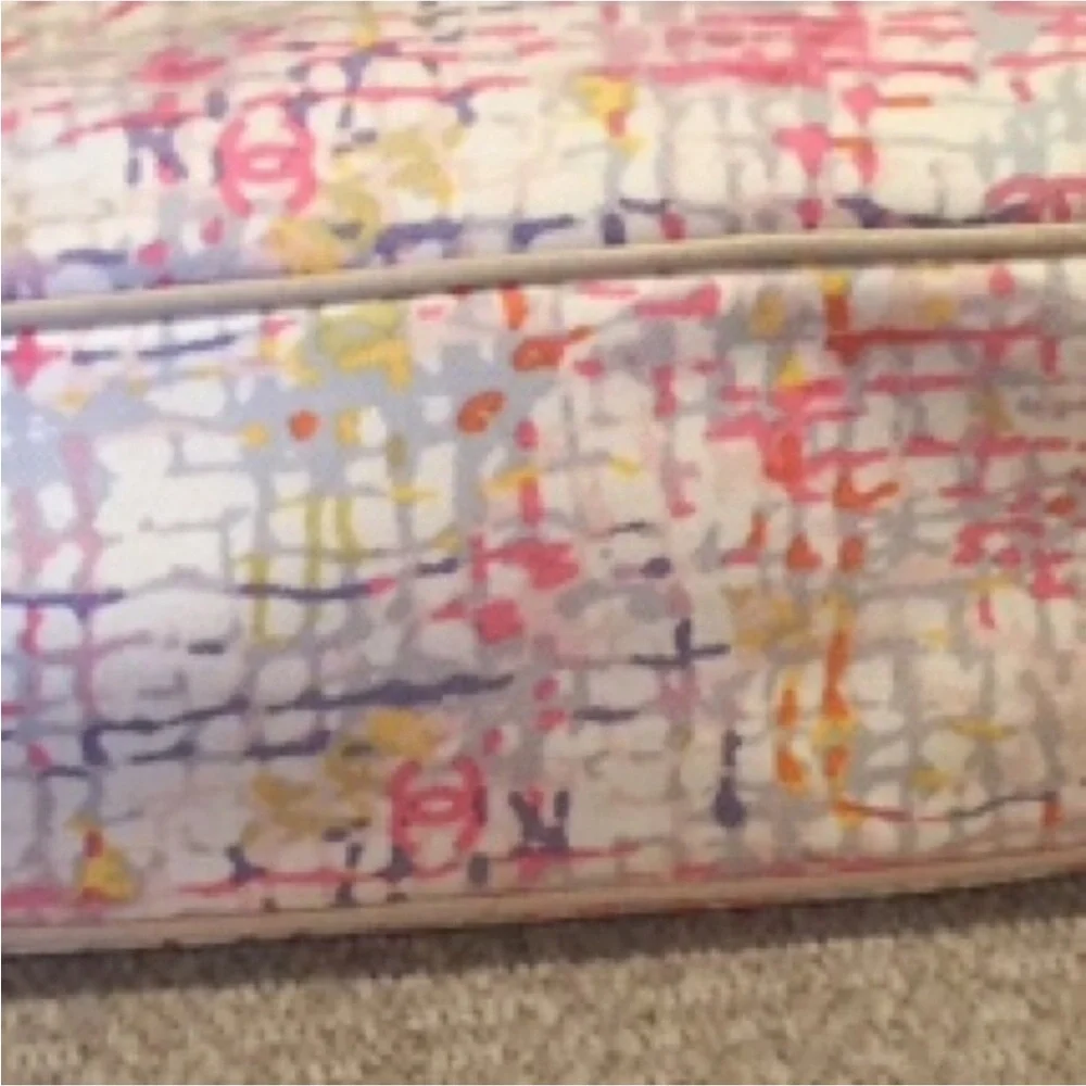 💕Chanel💕 multicolor rare retired clover, XL tote - Picture 8 of 16